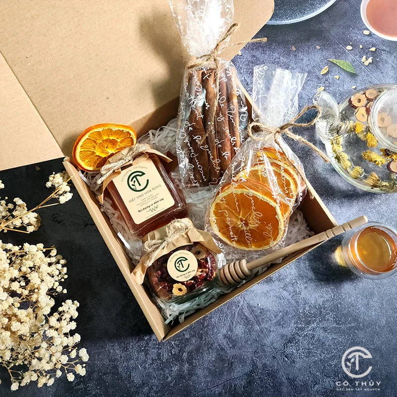 Set Quà Trà Cam Quế Mật Ong Táo Đỏ Set Quà Trà Cam Quế Mật Ong Táo Đỏ