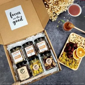 Hộp quà tặng CTG325 - 6 Món Mật Ong, Trà, Hạt