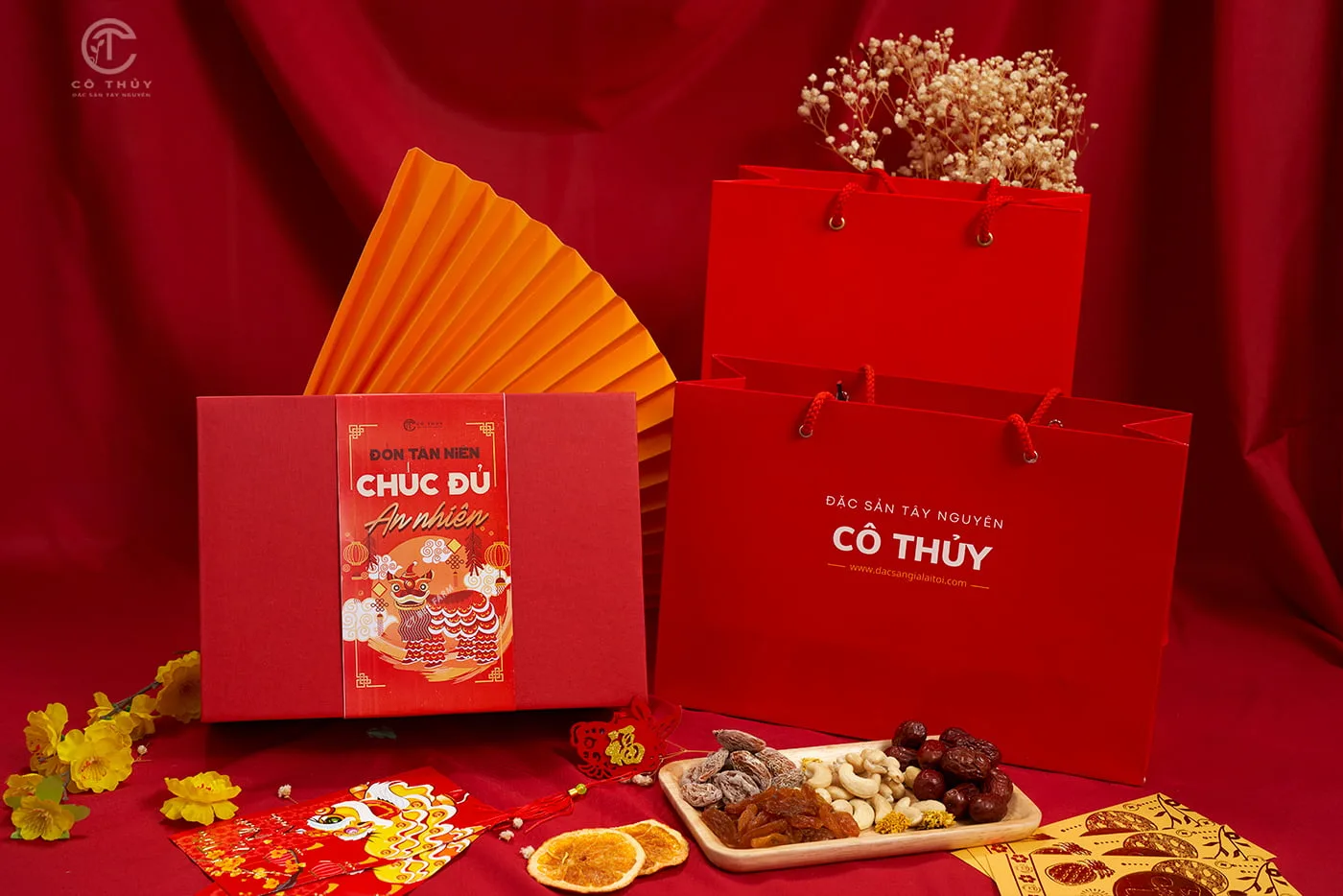 Set Quà Tặng Tết "Đón Tân Niên Chúc Đủ An Nhiên CTG311" Set Quà Tặng Tết "Đón Tân Niên Chúc Đủ An Nhiên CTG311"
