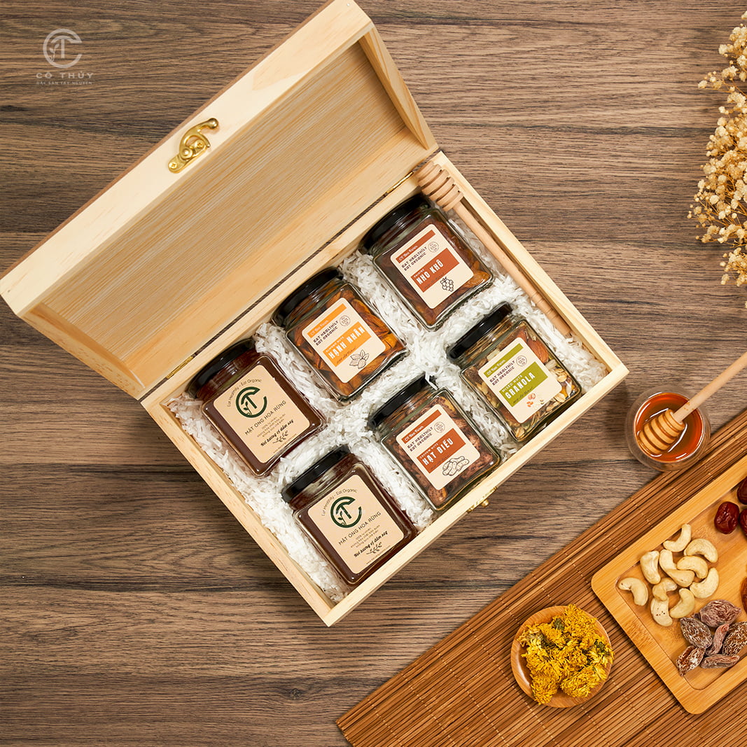 Set quà hộp gỗ mật ong & 4 loại hạt