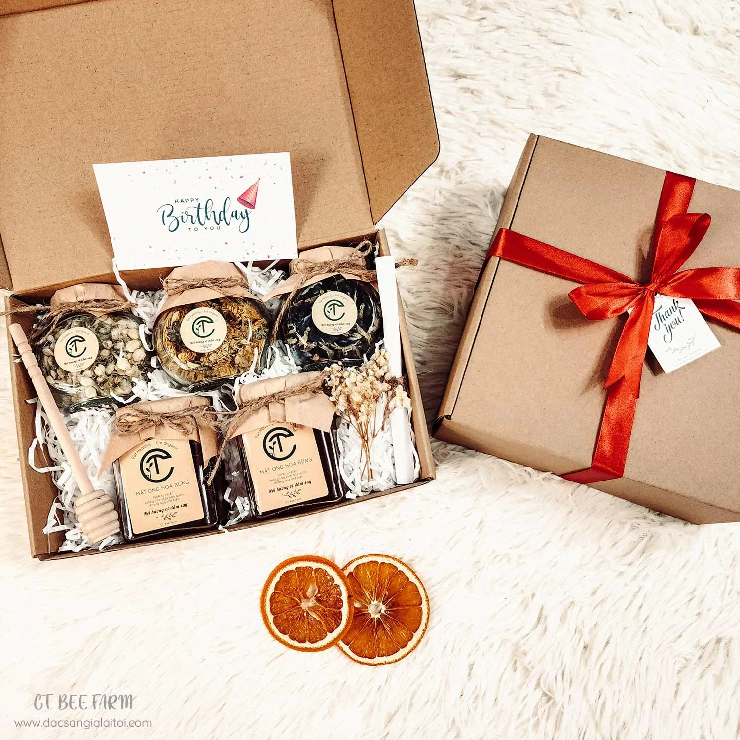 Set Quà Tặng Bạn Gái Ý Nghĩa Từ Trà Thảo Mộc