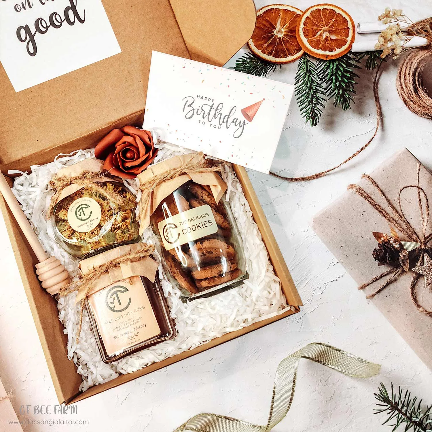 Ý tưởng set quà cho bạn gái tại CT BEE FARM