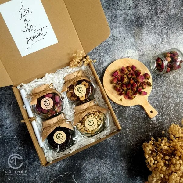 SET QUÀ TẶNG TRÀ THẢO MỘC CTG332 từ CT BEE FARM