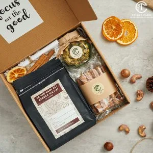 SET QUÀ TẶNG CÀ PHÊ, QUẾ THANH & HOA CÚC CTG348