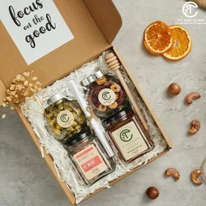 Set Quà Trà Chiều Kèm Mật Ong Rừng & Ô mai Xí Muội CTG356